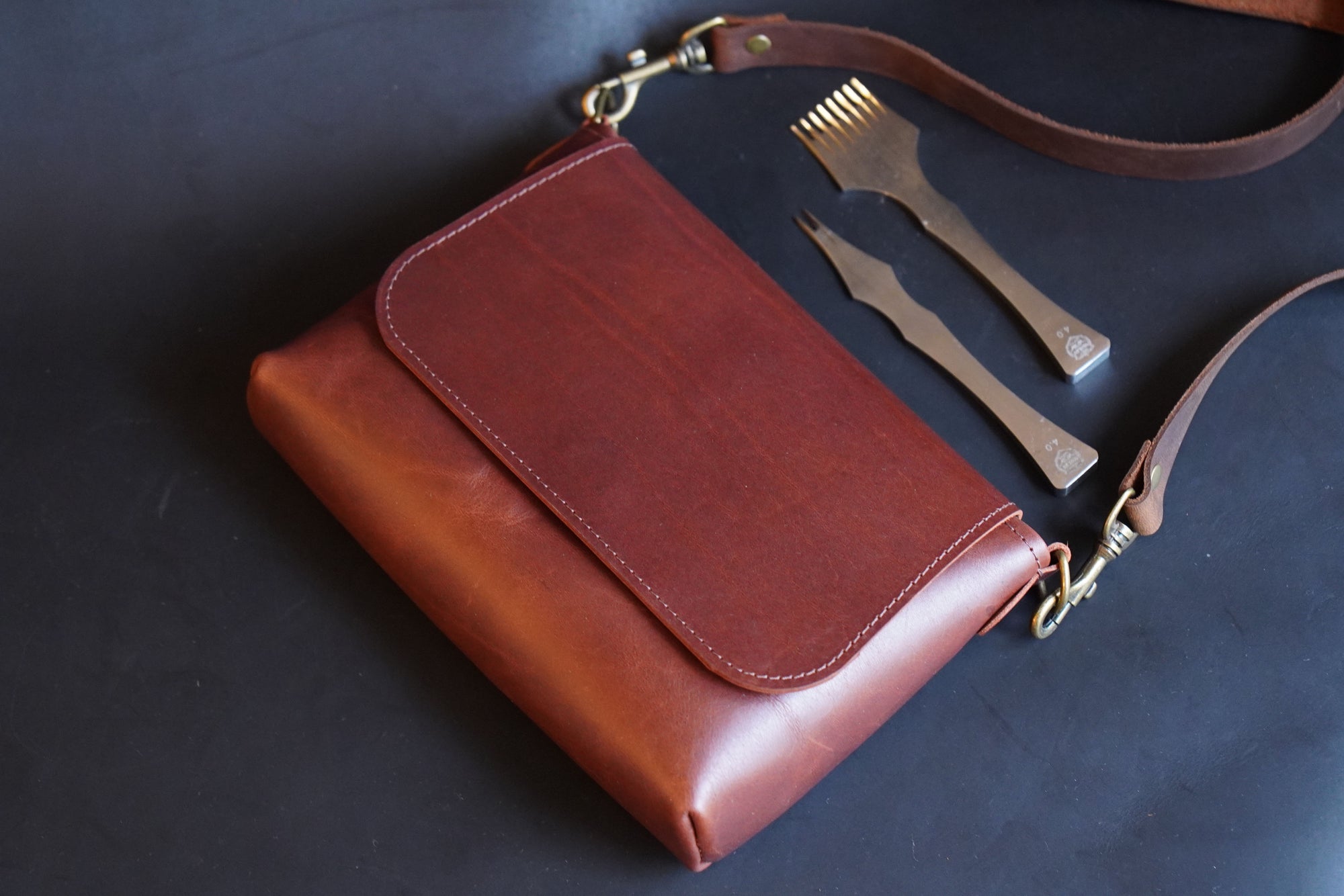 Essential Crossbody Purse Pattern (No.39)