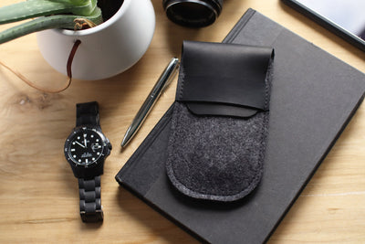 Single Watch Case - Wool and Leather